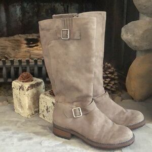 9W KennethCole REACTION Tough Talk vegan Suede BOOTS